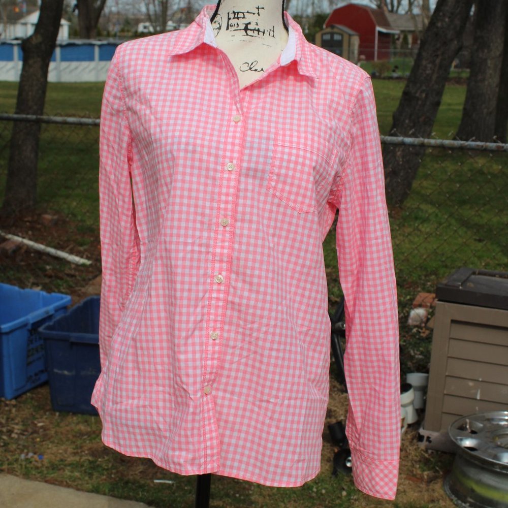 Long Sleeve Pink Plaid Button Shirt